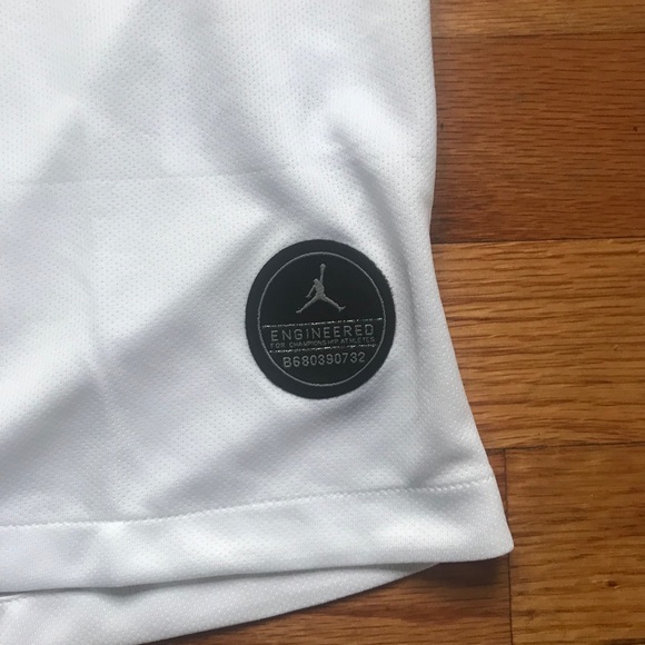 Jordan x PSG White Champions League Jersey ! - Picture 3 of 4